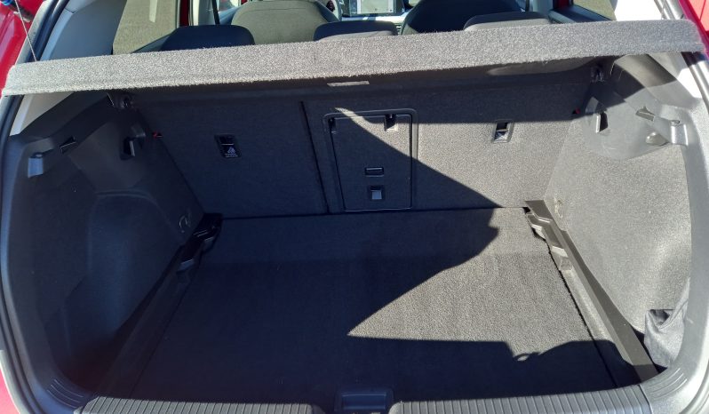 
								VW GOLF 2.0TDI LIFE 115CV full									